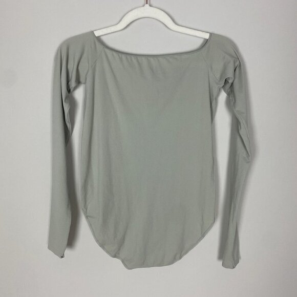 Skims Essentials Long Sleeve Bodysuit Womens Large NWOT - Picture 4 of 5